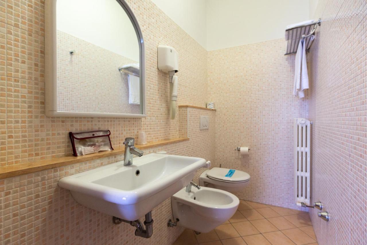 Hotel Belvedere Porto SantʼElpidio Buitenkant foto